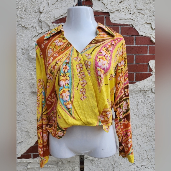 MEDIUM HAUTE HIPPIE faux wrap yellow floral boho collar crop shirt pullover - Picture 8 of 16